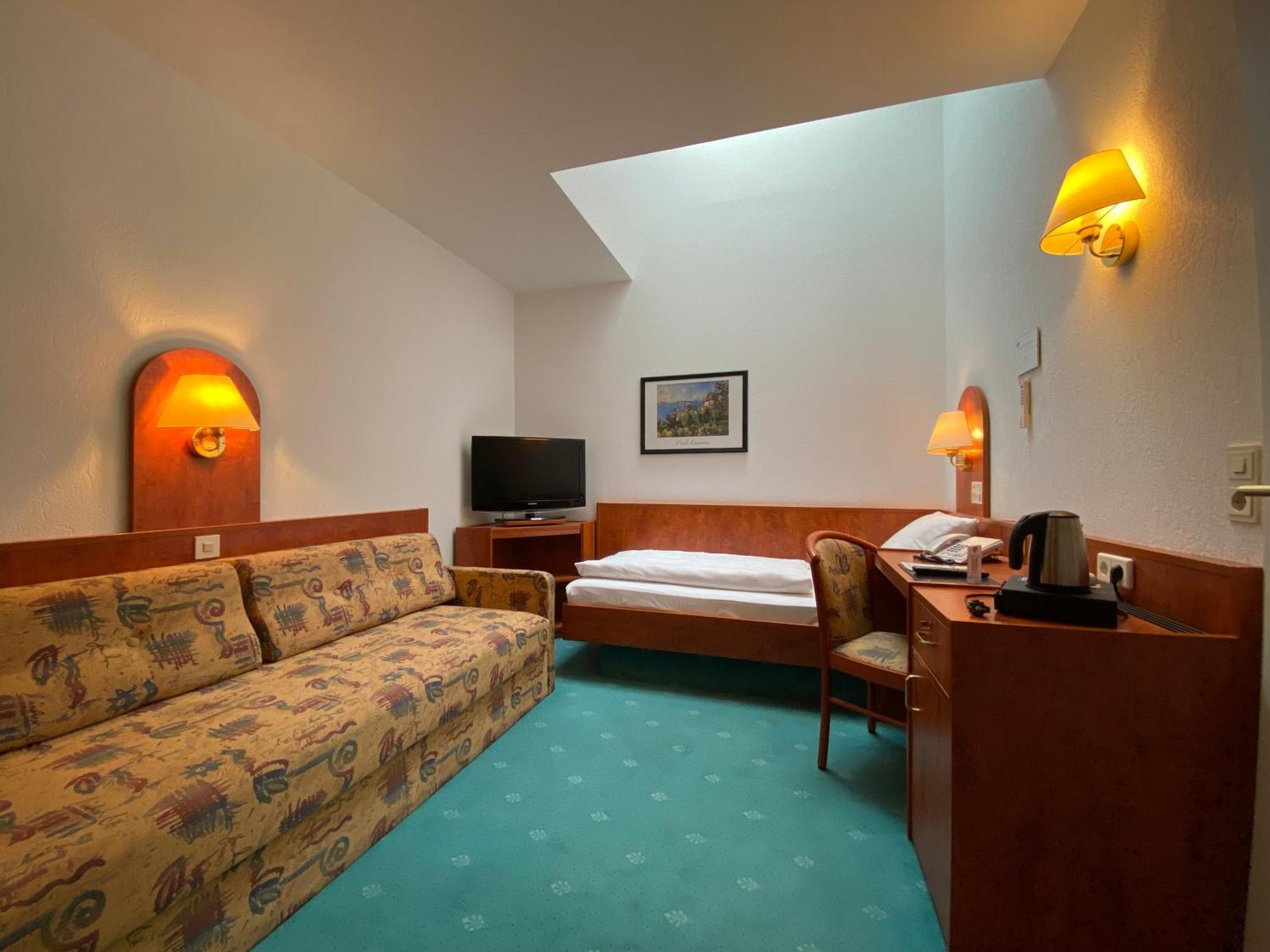 אופנבאך Hotel Hansa מראה חיצוני תמונה